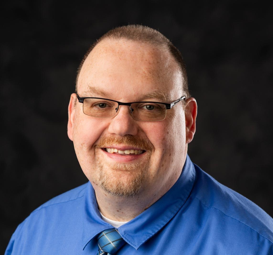 Michael Nadorff headshot