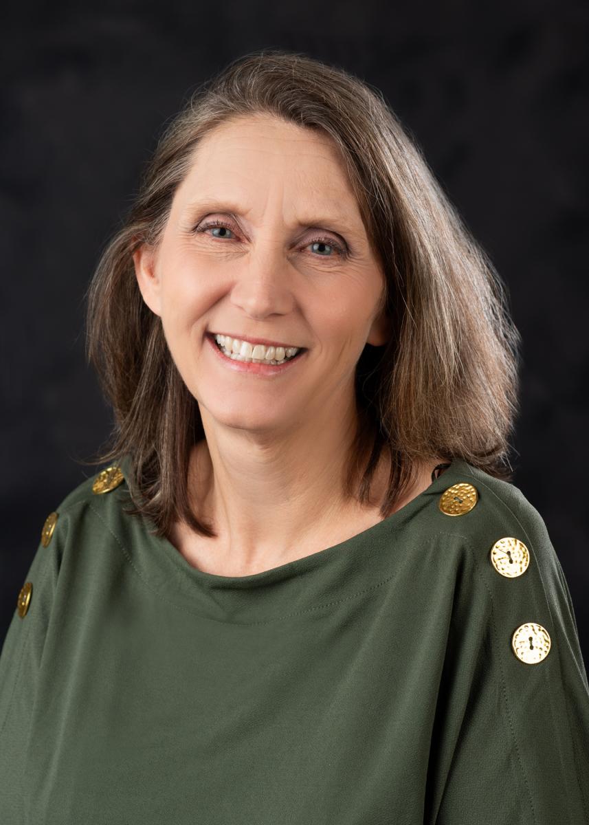 Kimberly Walters Headshot 